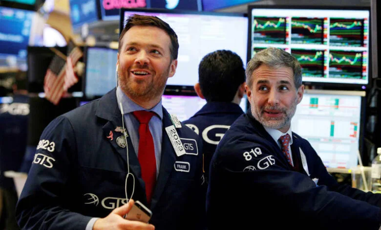 S&P 500 gains 1% to reach an all-time high, breaking the 2022 record: real-time updates.