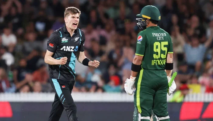 After crushing Pakistan in the second Twenty20 International, New Zealand is almost certain to win the series.

