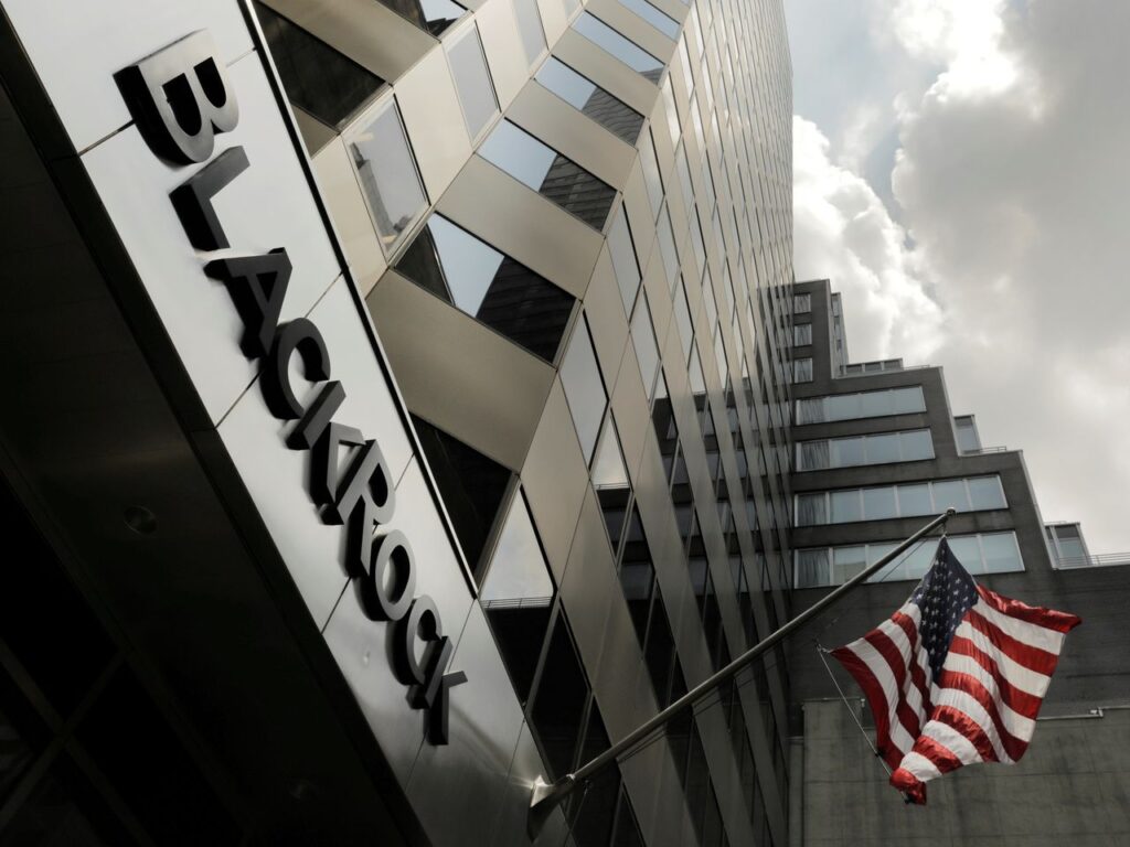 Vanguard and BlackRock compete in the ETF market