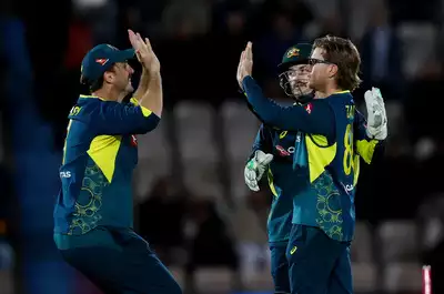 Australia defeats England in their first T20