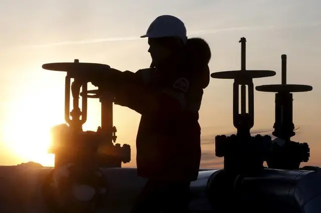 Oil Prices Surge Amid Middle East Tensions and Fed Rate Cut Speculations